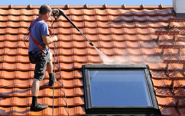 roof cleaning Burston